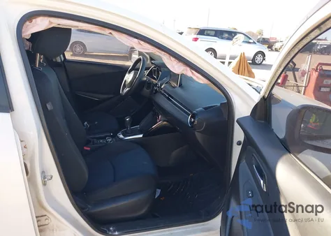 2017 Toyota Yaris Ia z USA, uszkodzony, nr VIN 3MYDLBYV7HY195957